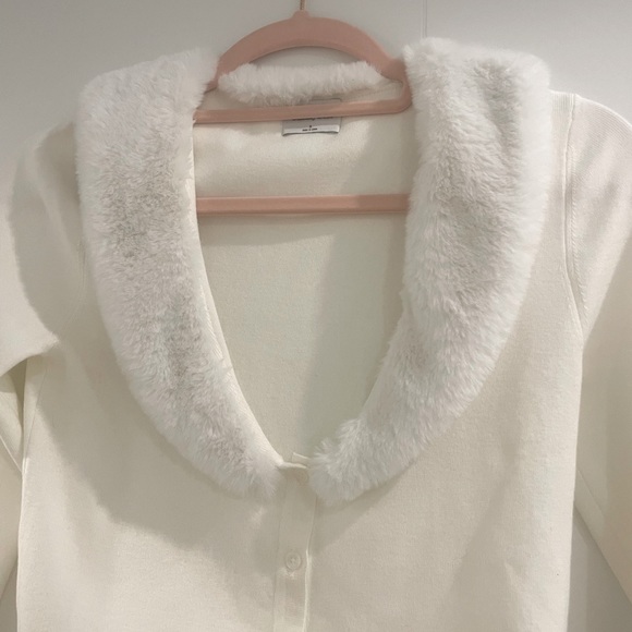 Sunday Best - Faux Fur Top - Picture 2 of 4